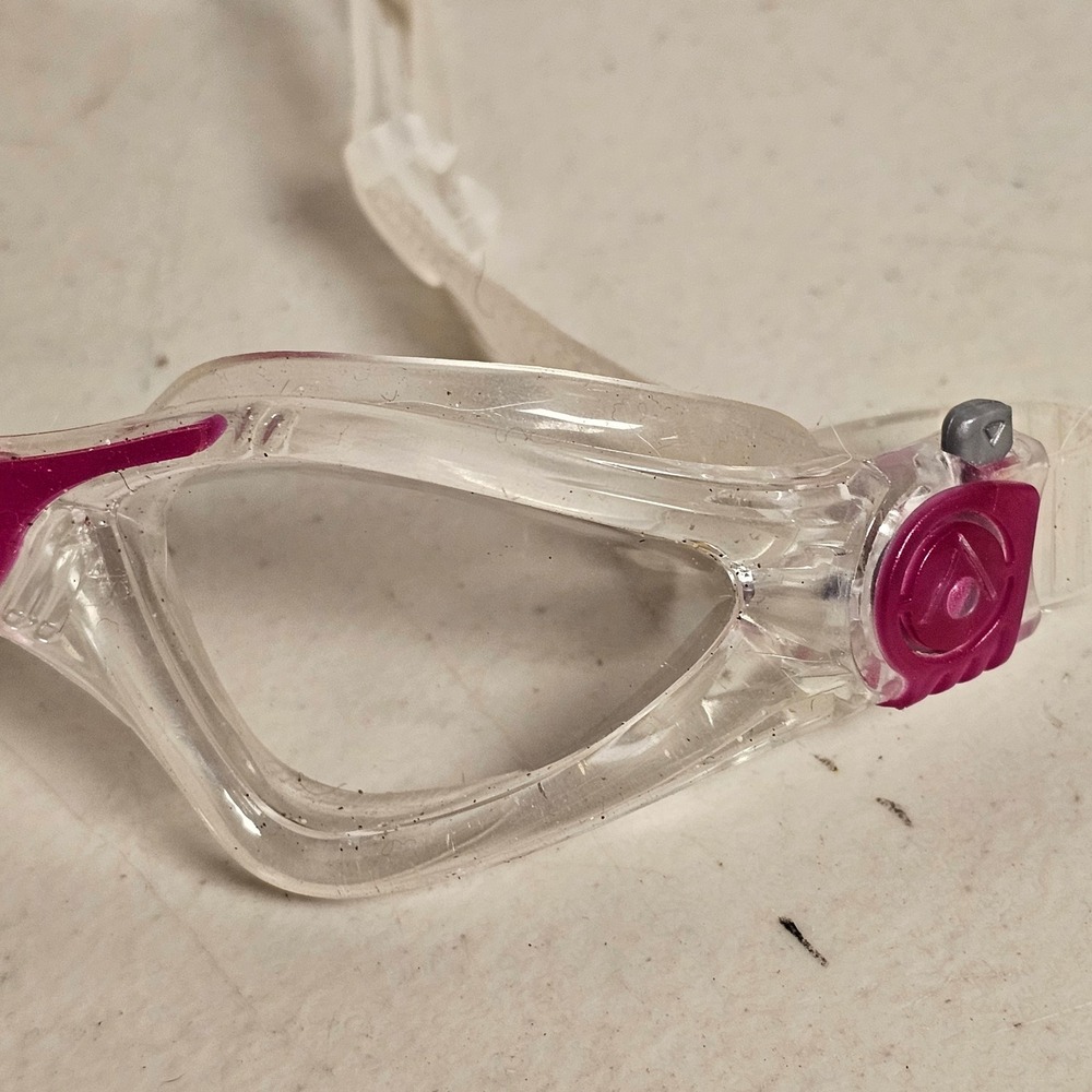 Aqua Sphere Kayenne Swimming Goggles Clear Pink Made in‎ Italy Wide View Junior - Picture 5 of 9
